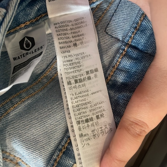 Levi’s SuperLow Boot - Distressed Light Wash - Picture 8 of 8